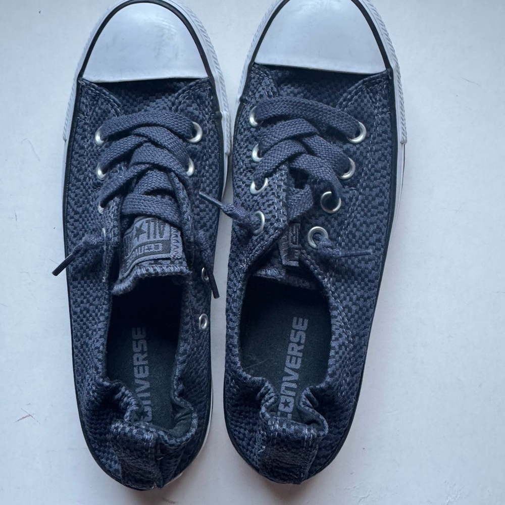 Converse Size 7